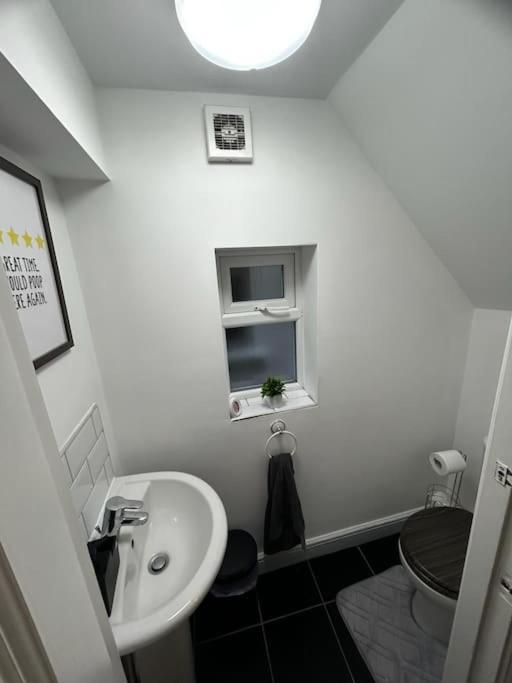 Lovely 5Br Home In Manchester. Close To The City Dış mekan fotoğraf