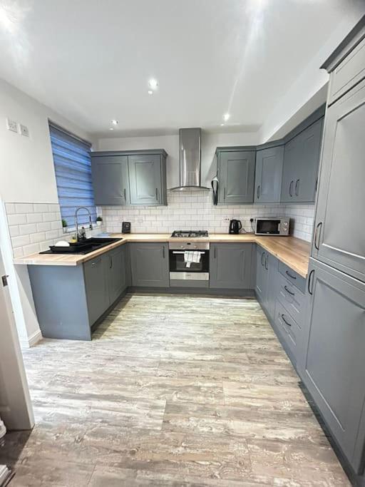 Lovely 5Br Home In Manchester. Close To The City Dış mekan fotoğraf